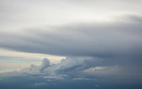cloud-composition+f61n/8 loop preview
