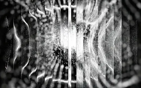 point-cloud-particles+almm/15 loop preview