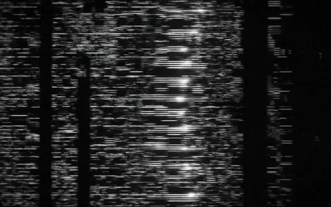 white-hole-radial-02+29qk/11 loop preview
