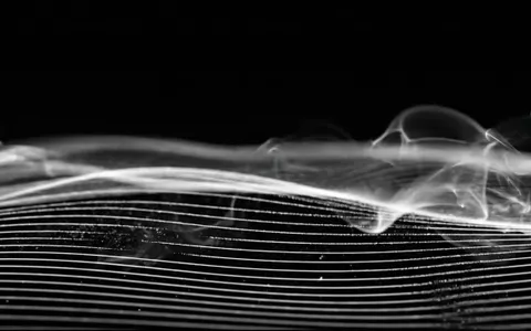 white-hole-radial-02+wy7b/10 loop preview