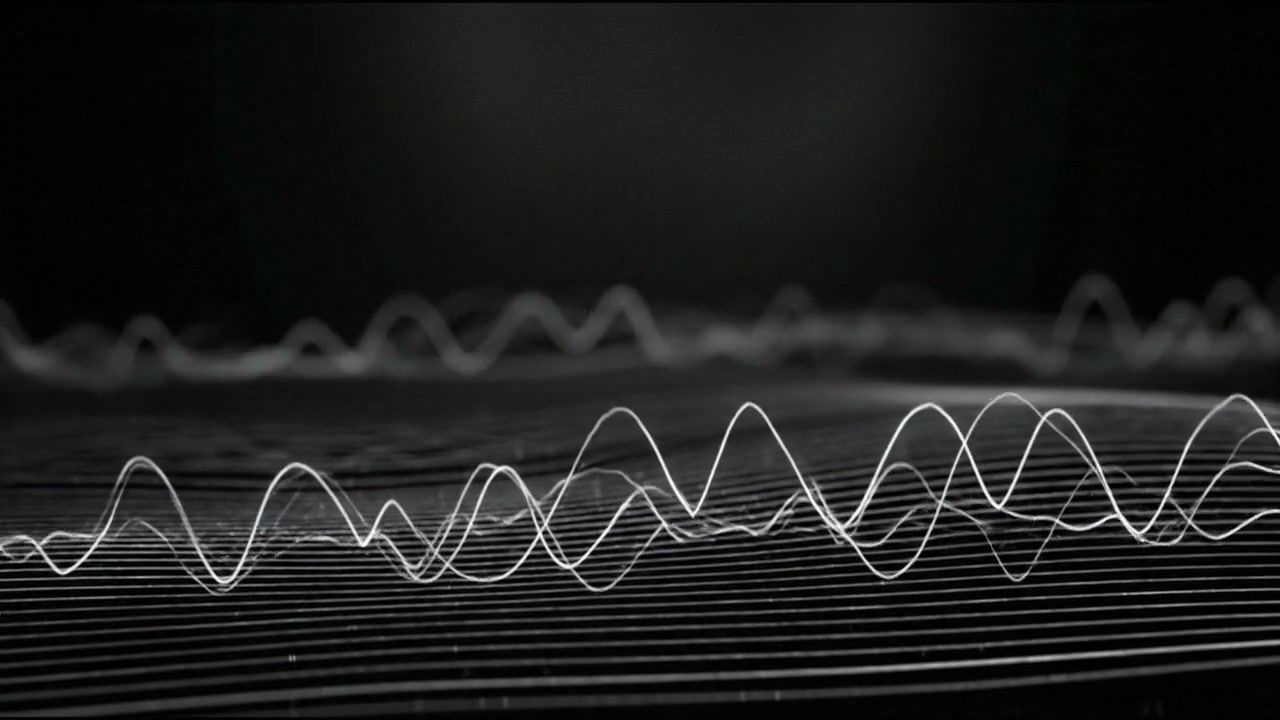 white-hole-undulating+li6m/9 loop preview
